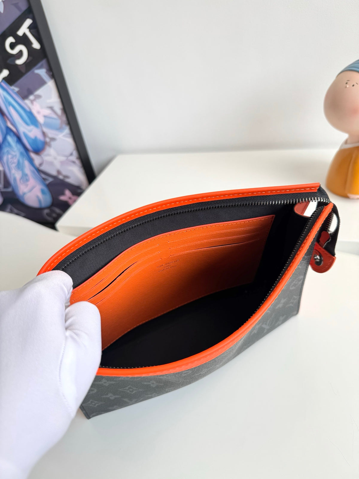 Louis Vuitton Pochette Voyage MM