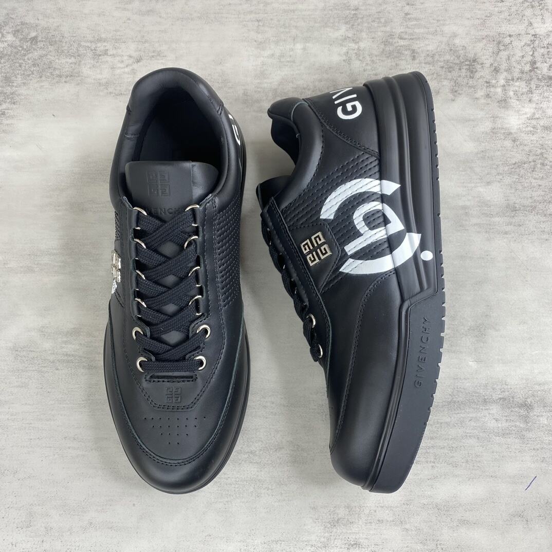 Givenchy Low-Top G4 "Black-White Logo"