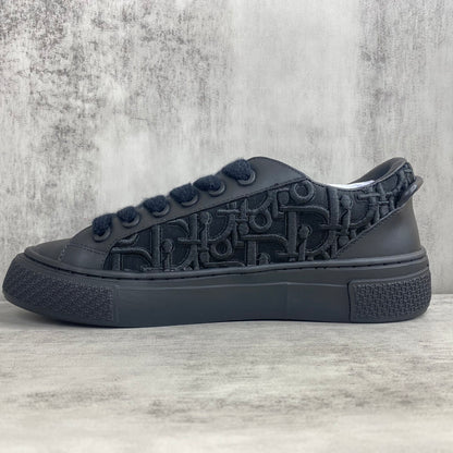 Dior B33 "Black Oblique Embroidery"