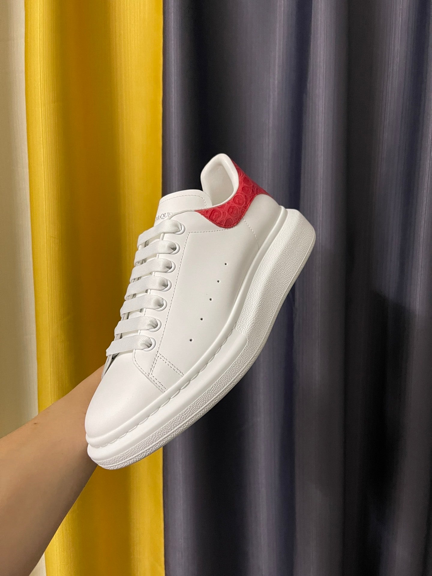 Alexander McQueen Oversized "White-Red Croc Effect"