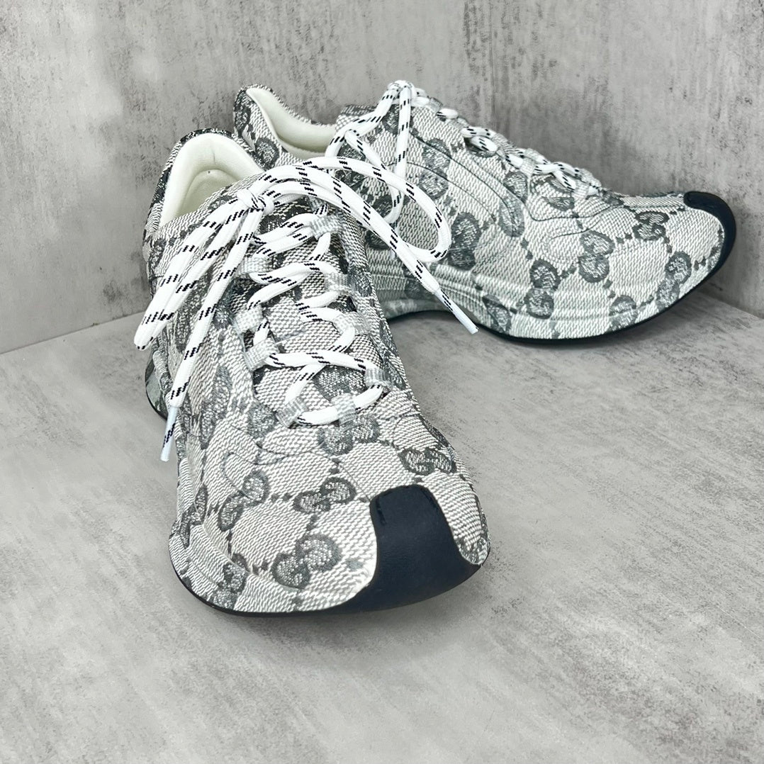 Gucci Run "Grey-Black Monogram"