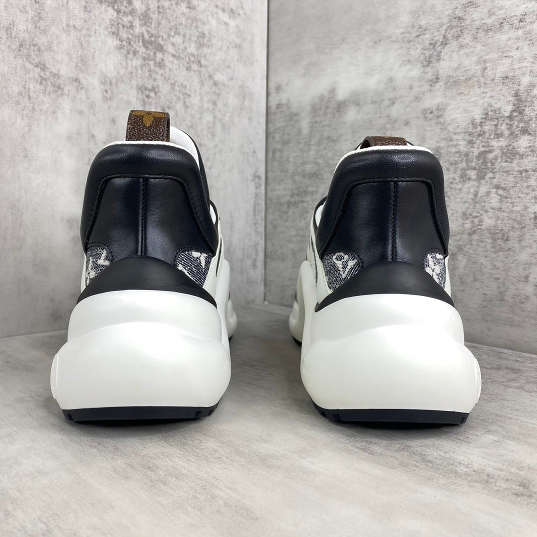 Louis Vuitton Arklight "White-Black Denim"