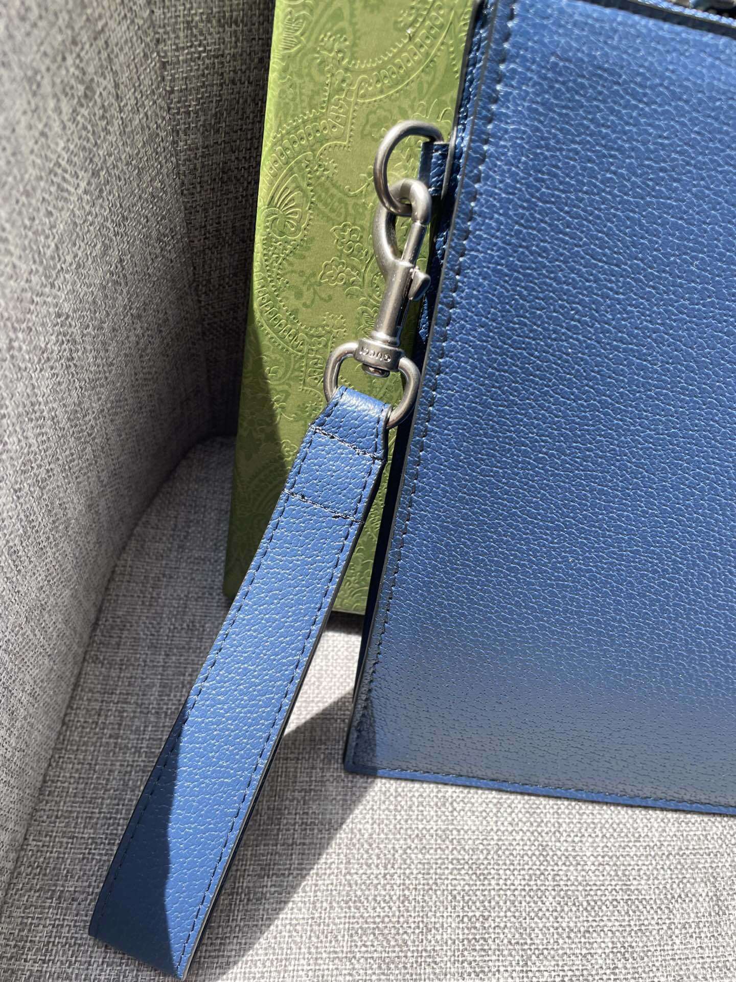 Gucci Leather GG Marmont Pouch