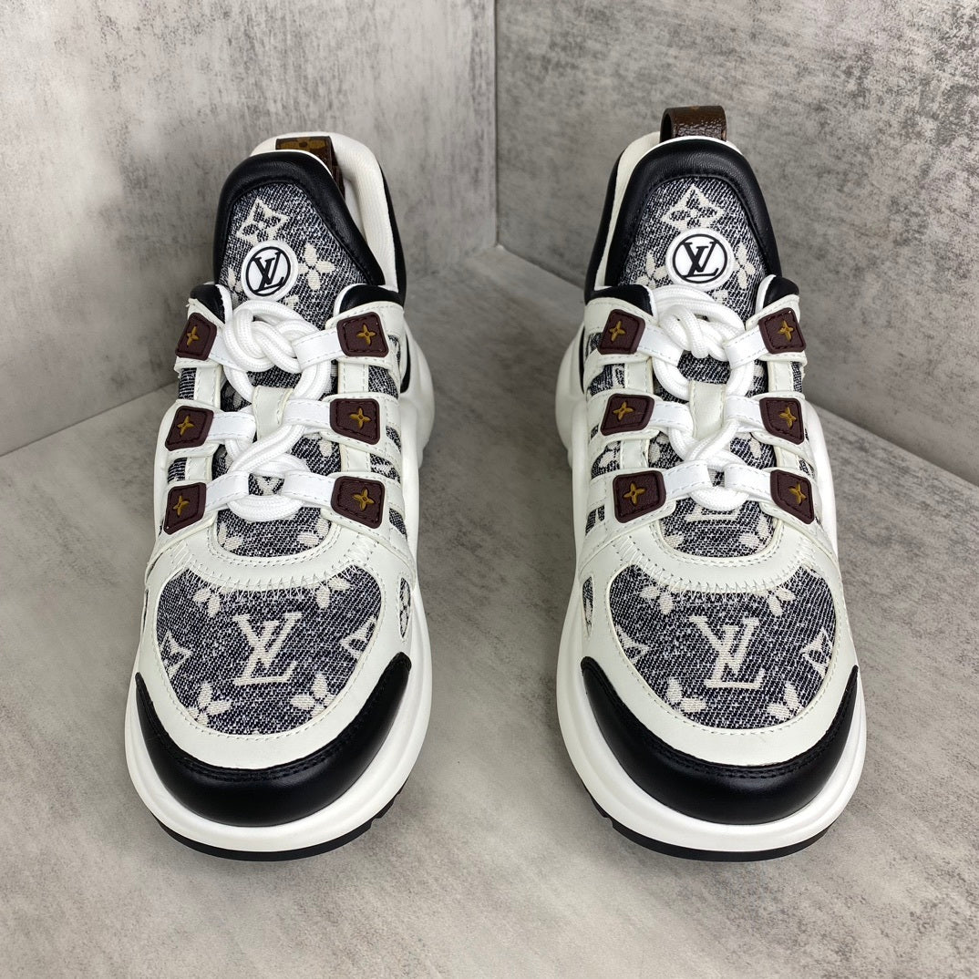 Louis Vuitton Arklight "White-Black Denim"