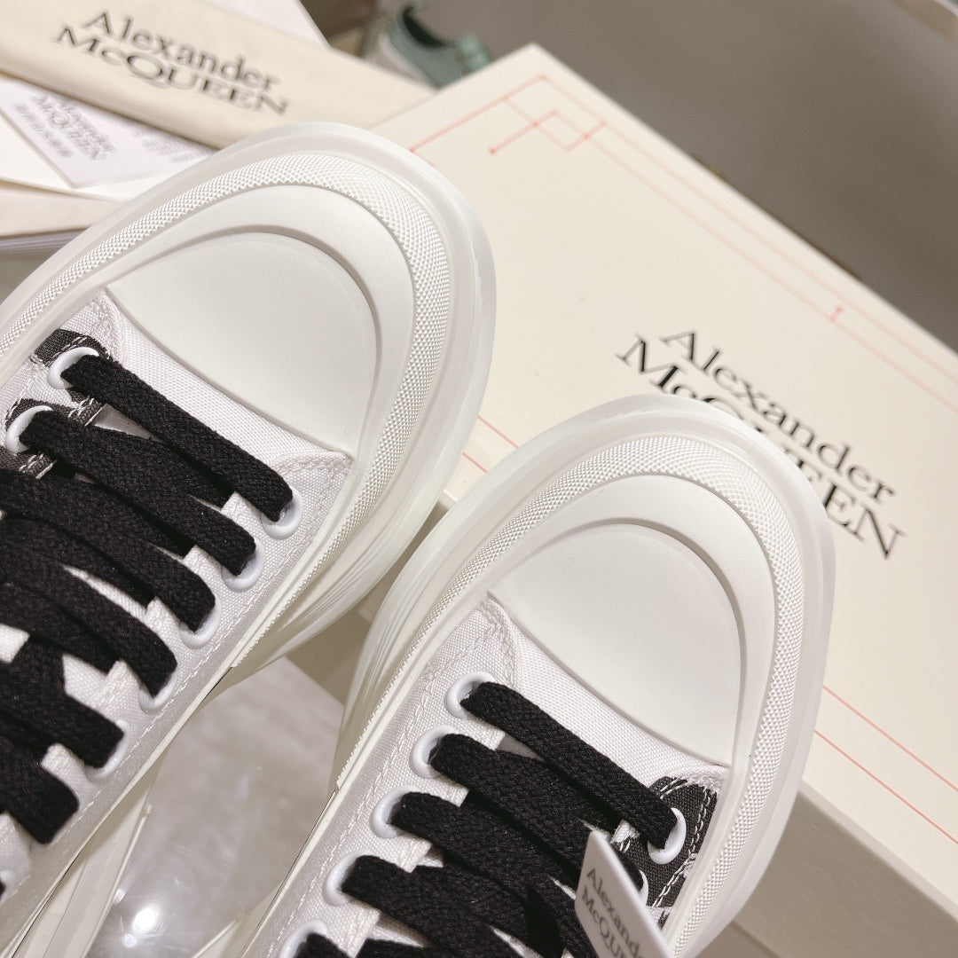 Alexander McQueen Tread Slick Low "White-Black Graffiti Logo"