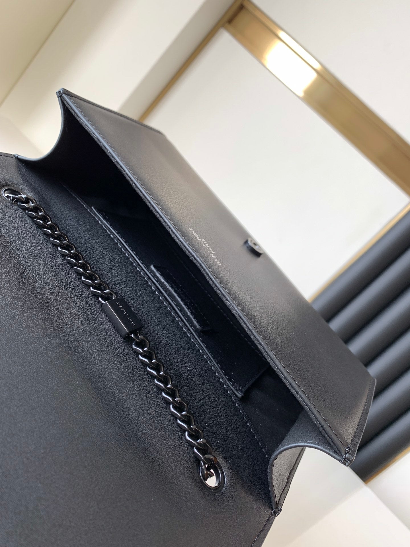 Saint Laurent Kate Medium in Smooth Leather