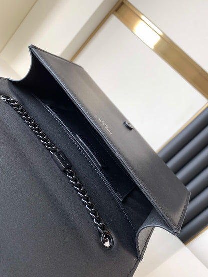 Saint Laurent Kate Medium in Smooth Leather