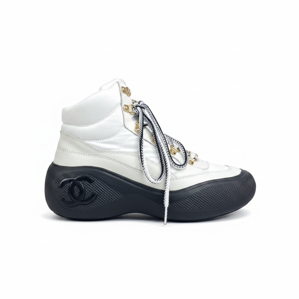 Chanel Snow Boots "White-Black"