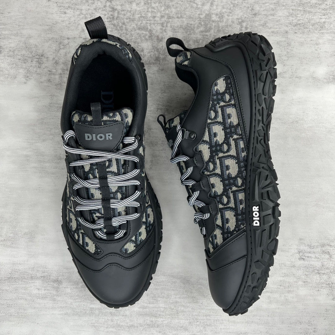 Dior B28 "Black-Beige"