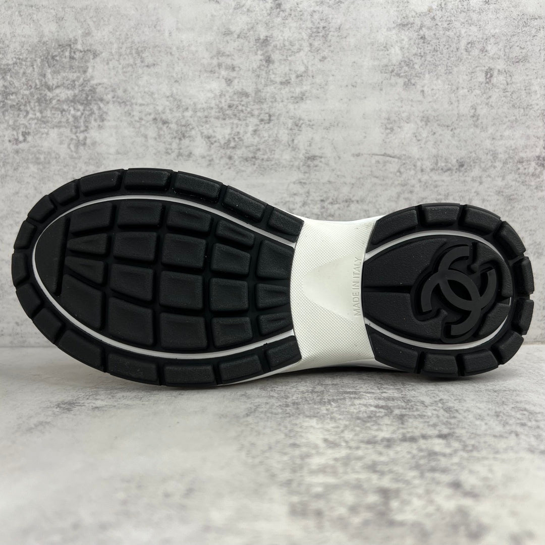 Chanel CC "White-Grey-Beige"