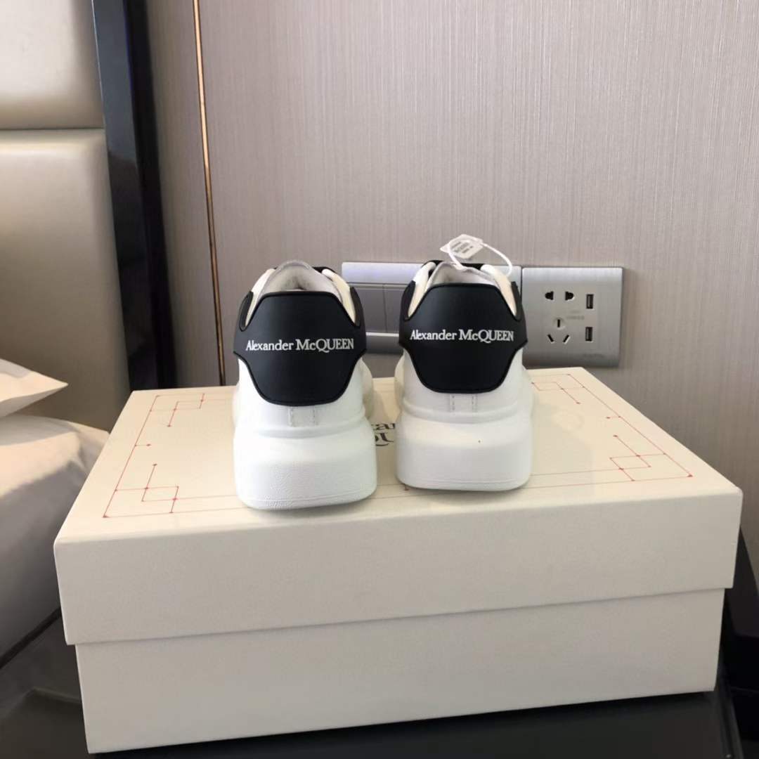 Alexander McQueen Oversized "White-Black Rubber"