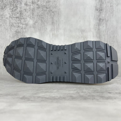 Valentino Garavani Netrunner "White"