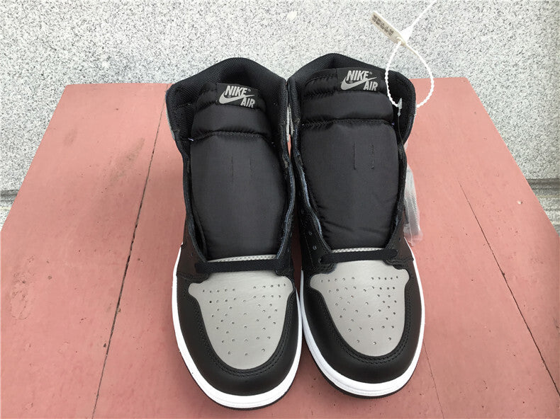 Air Jordan 1 Retro High OG "Shadow"