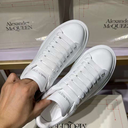 Alexander McQueen Oversized "White-Grey Crocodile"