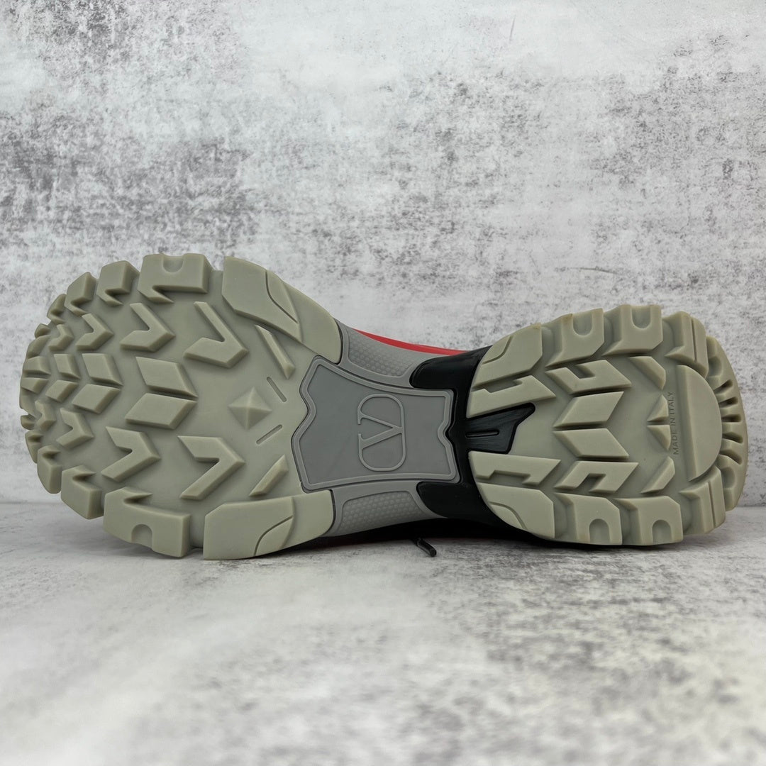 Valentino Garavani Climbers "Red-Grey-Black"