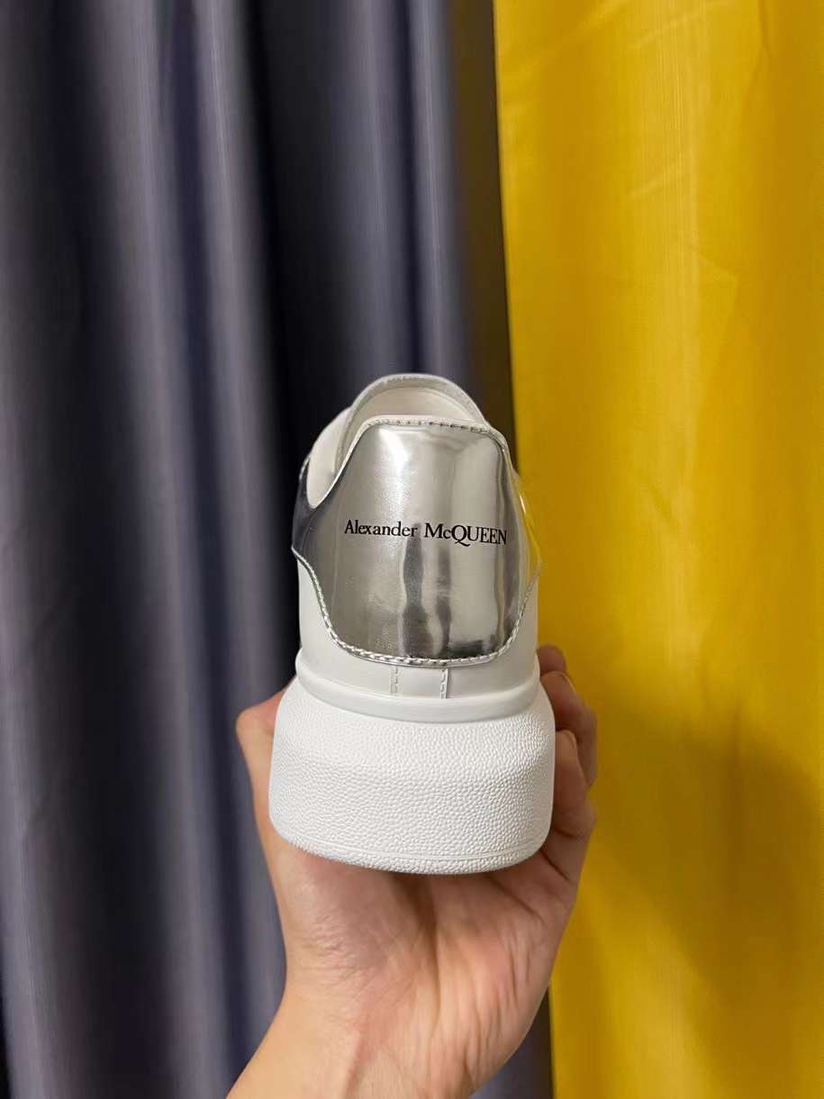 Alexander McQueen Oversized "White-Silver"