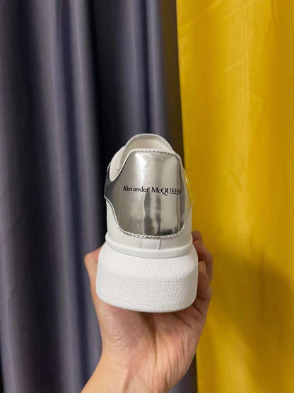 Alexander McQueen Oversized "White-Silver"
