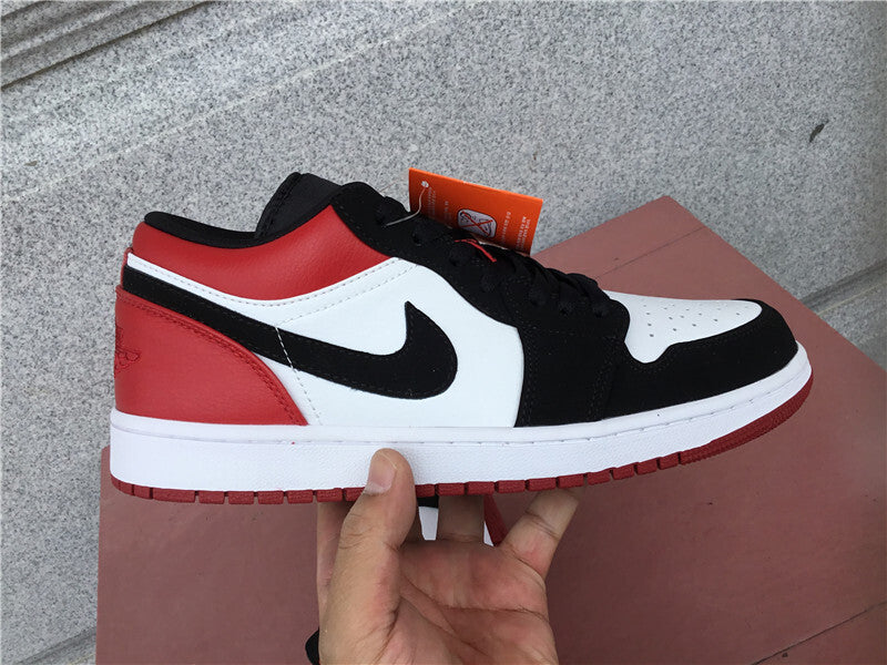 Air Jordan 1 Low "Black Toe"