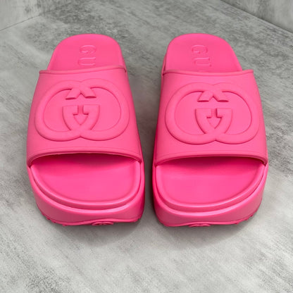 Gucci Slides "Pink"