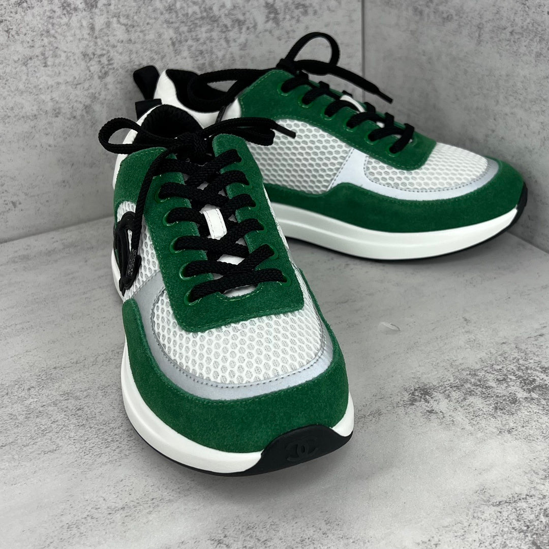 Chanel 22P Low "Green-Grey-Black"