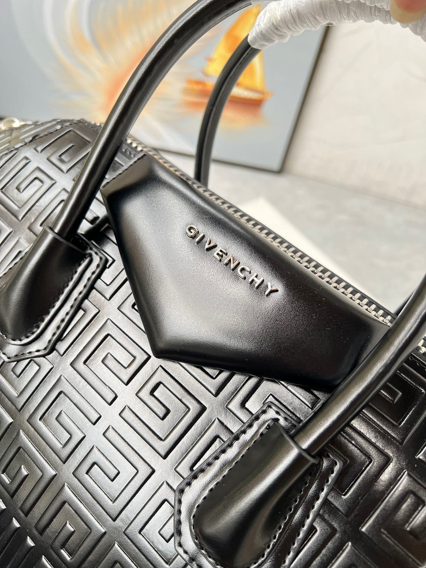 Givenchy Antigona Lock 4G Leather Bag