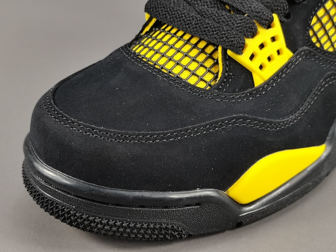 Air Jordan 4 Retro "Thunder"