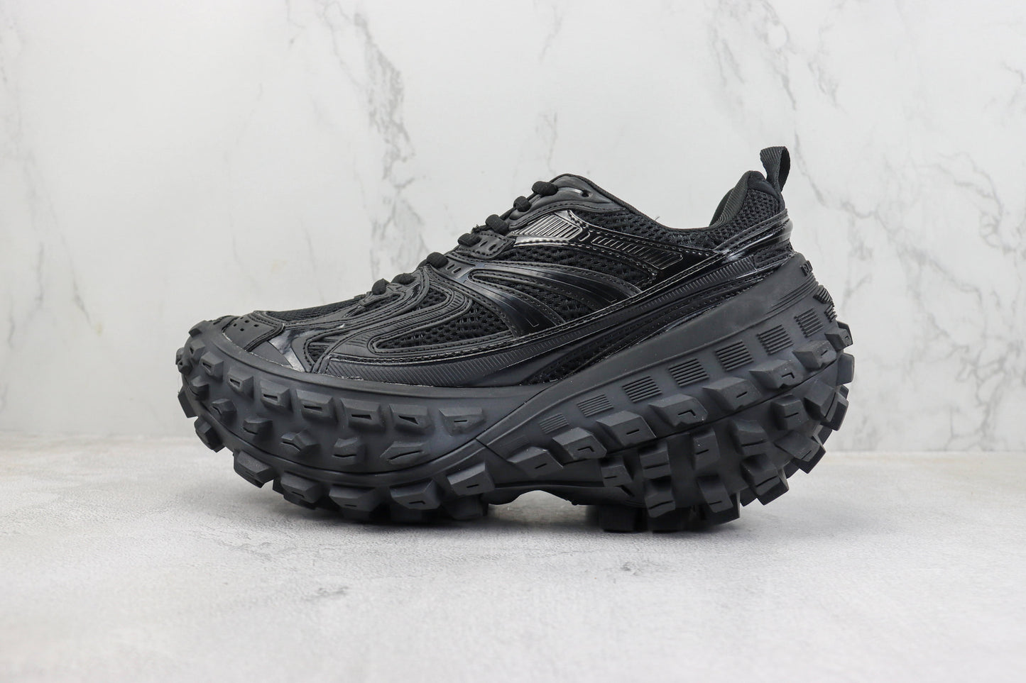 Balenciaga Bouncer "Black"