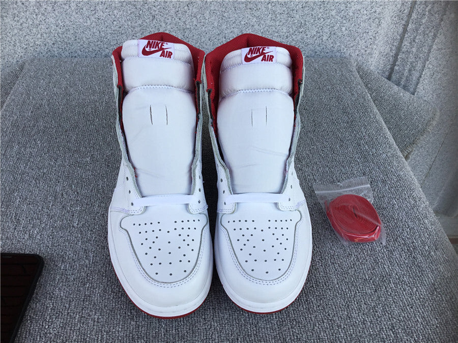 Air Jordan 1 Retro High OG "Metallic Red"
