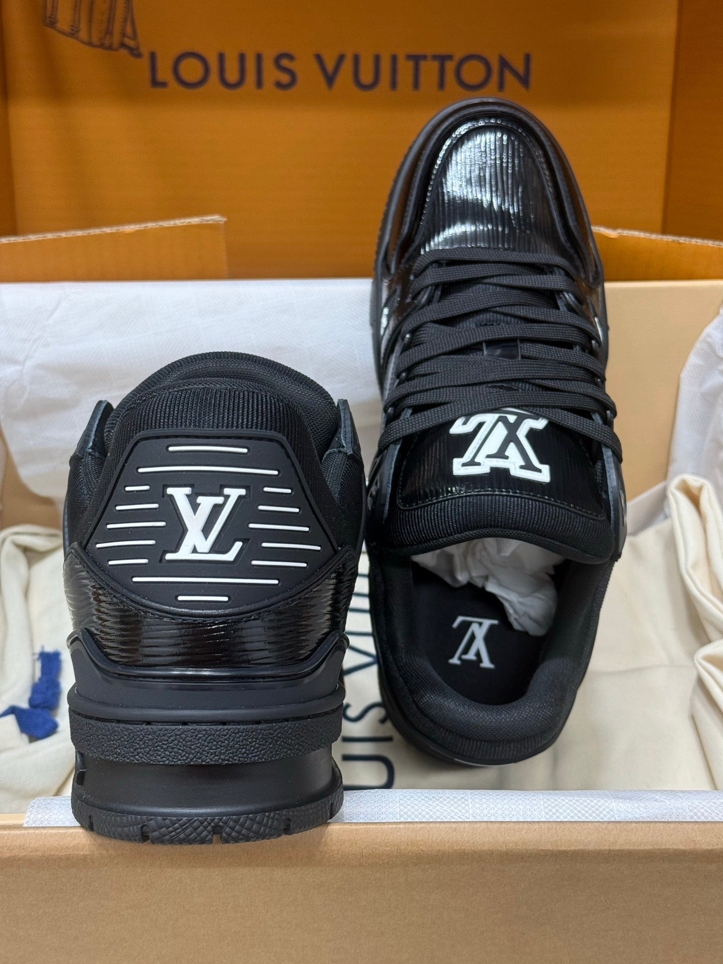 Louis Vuitton LV Trainers "Black"