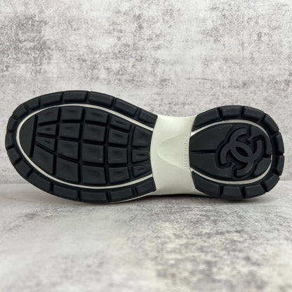 Chanel CC "Beige-White-Pink"