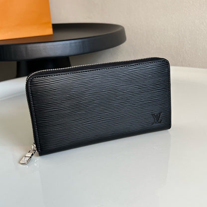 Louis Vuitton Zippy Wallet "Epi Leather"