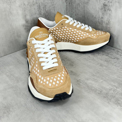Valentino Garavani Netrunner "Camel Brown-White"