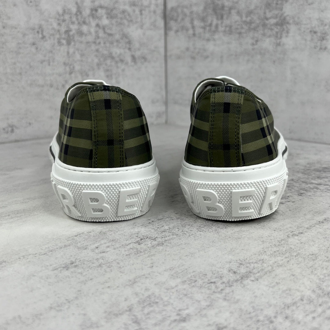 Burberry Gabardine "Green"