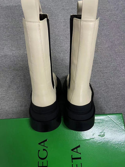 Bottega Veneta Tire Chelsea Boots "Beige-Black"