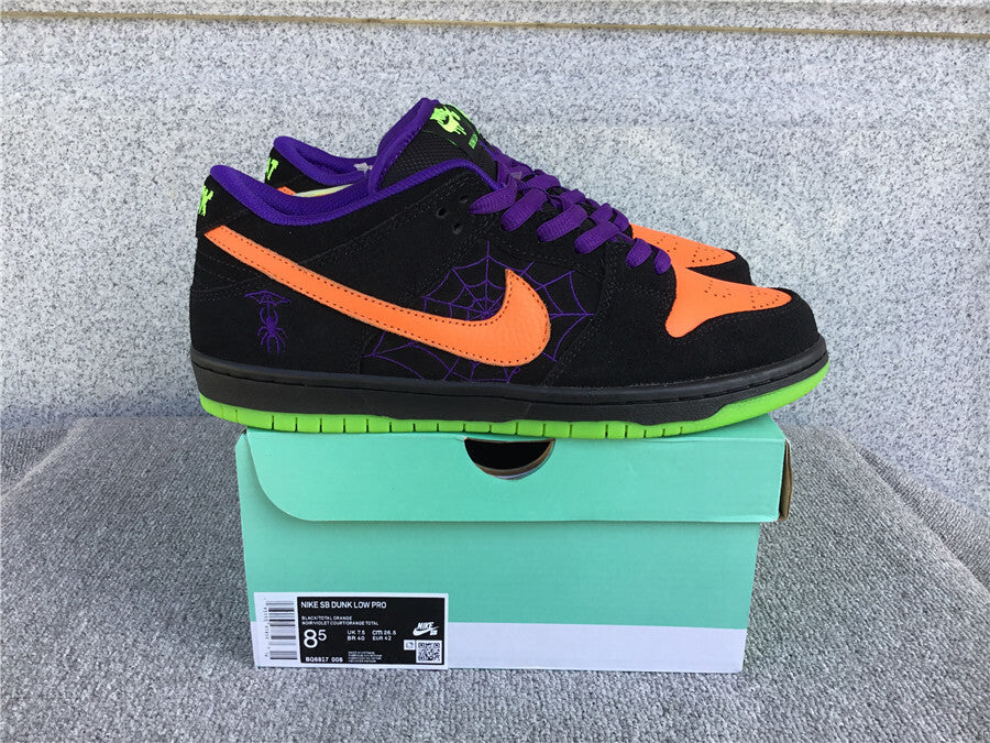 Nike SB Dunk Low "Night Of Mischief"