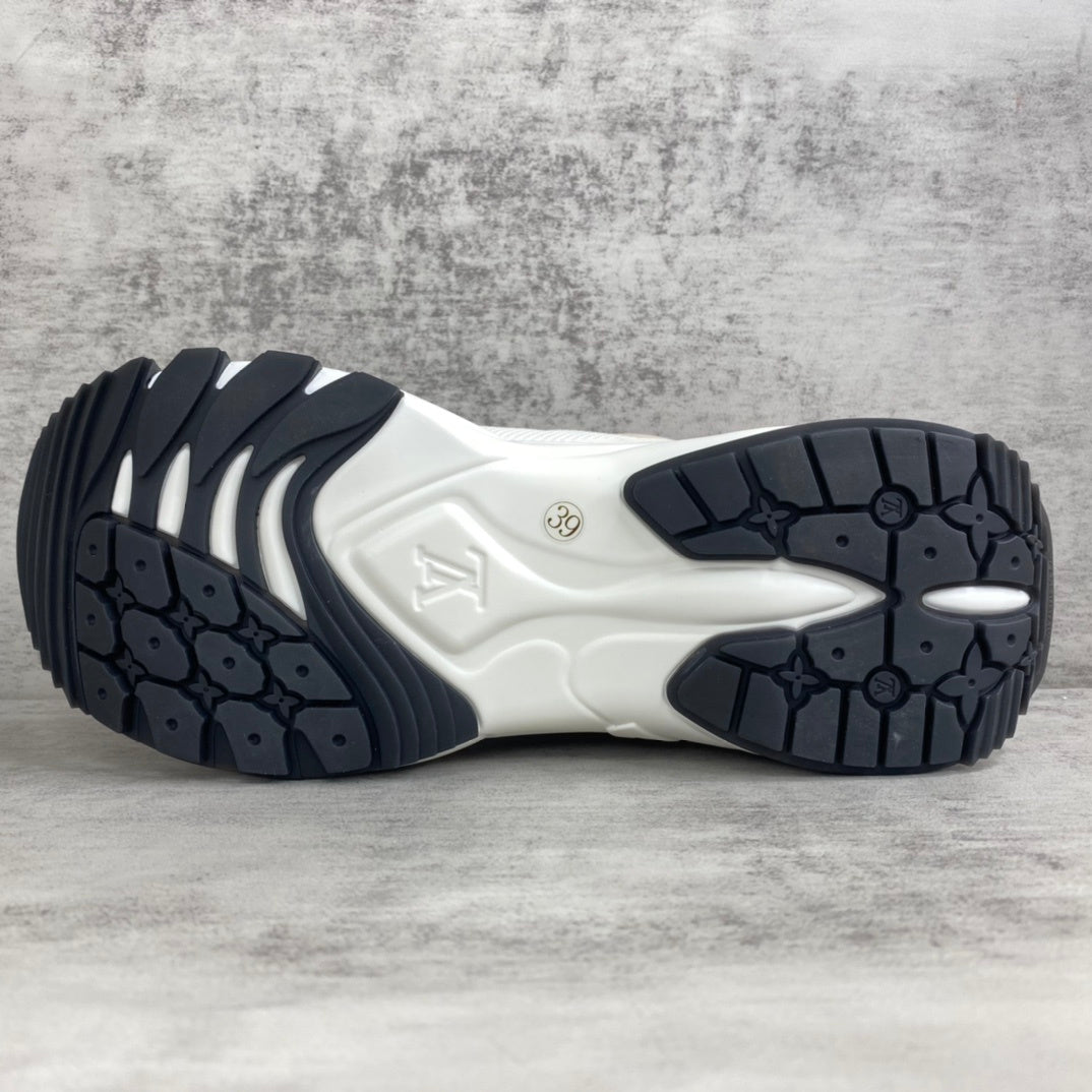 Louis Vuitton Run 55 "White-Silver-Pink"