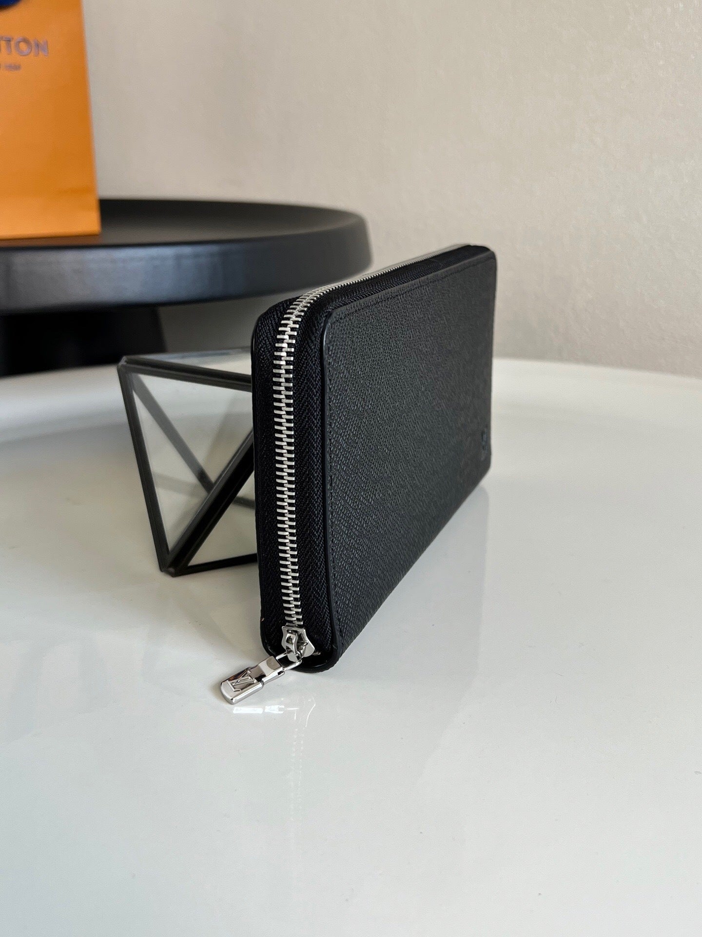 Louis Vuitton Zippy Wallet "Taiga Leather"