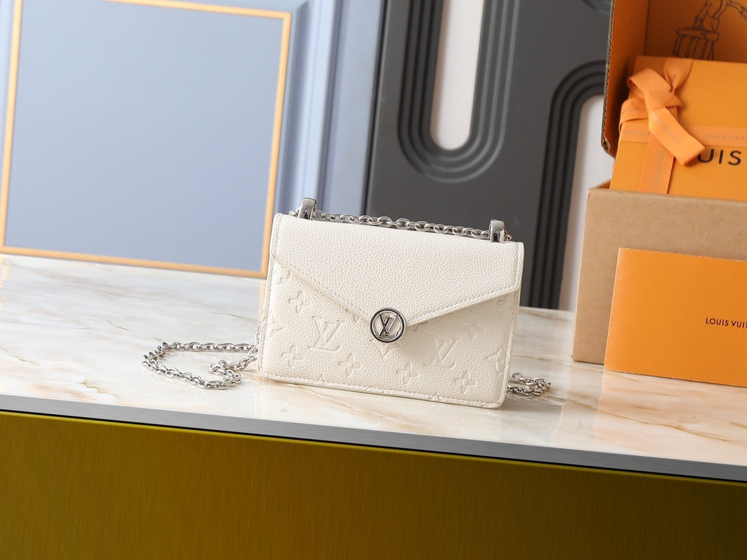 Louis Vuitton Wallet On Chain Rosy "Monogram Empreinte Leather"