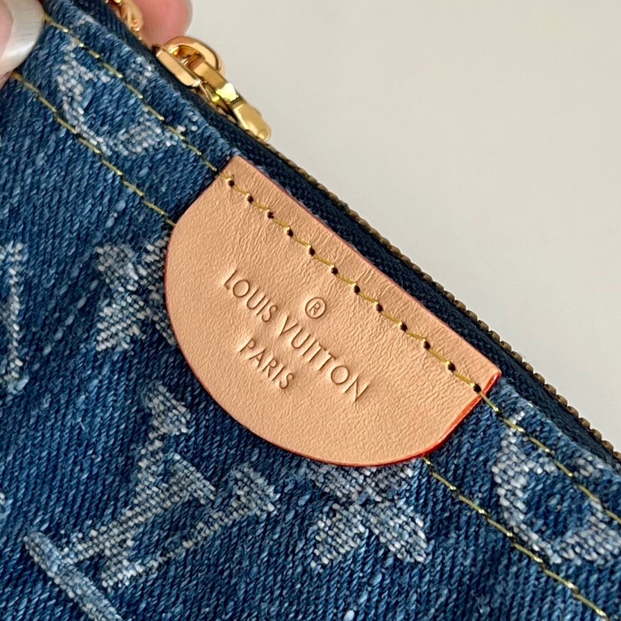 Louis Vuitton Key Pouch "Monogram Denim Blue"