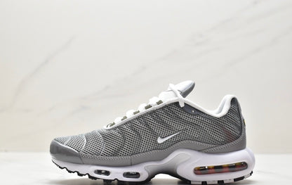 Nike Air VaporMax Plus “Grey-White”