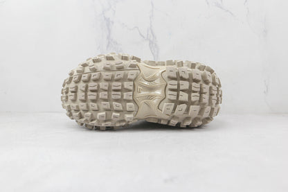 Balenciaga Bouncer "Beige"