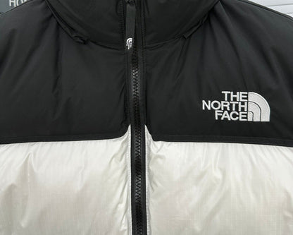 The North Face 700 Down Jacket "White-Black"