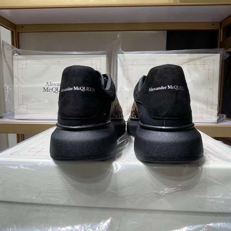 Alexander McQueen Oversized "Black Paint-Embroidery"