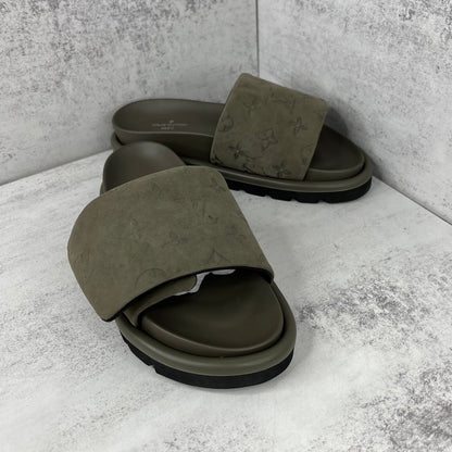 Louis Vuitton Slides "Olive"