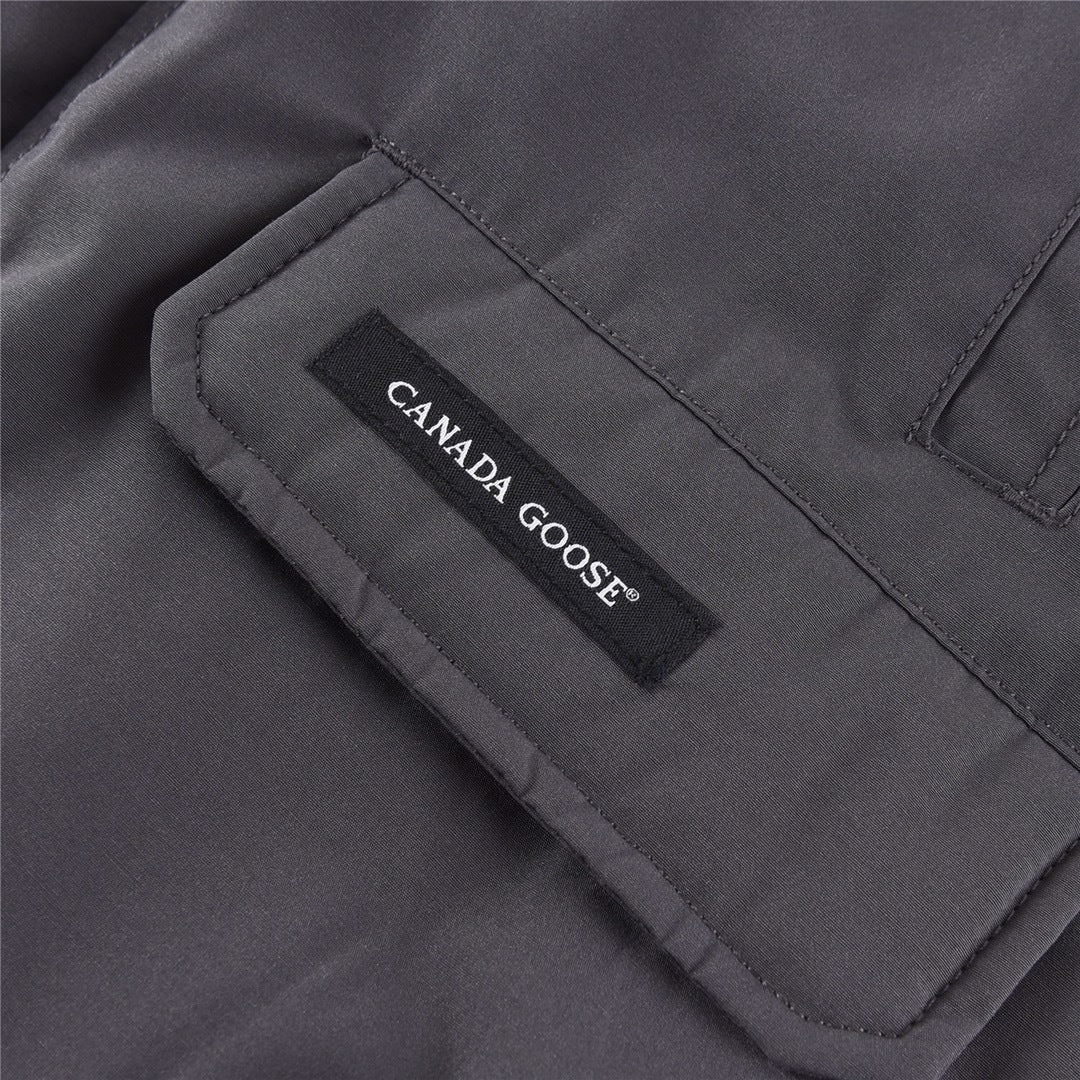 Canada Goose Chilliwack Down Jacket "Grey"