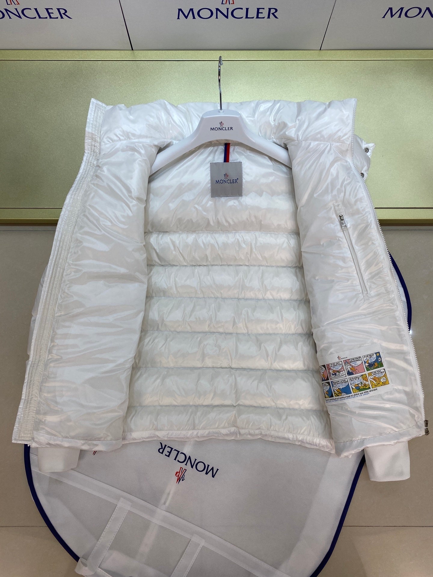 Moncler Corydale Down Jacket "White"