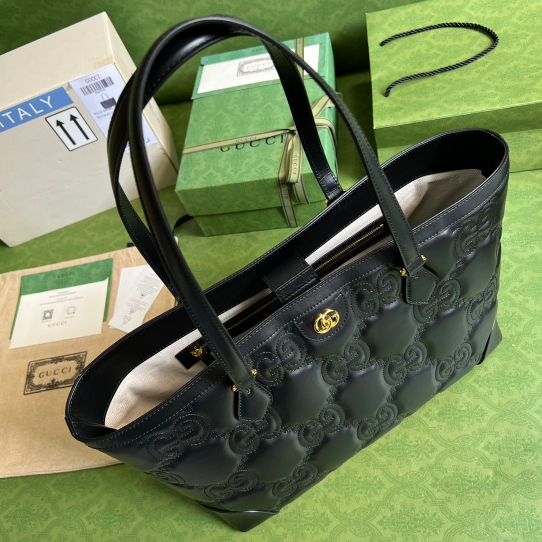 Gucci GG Matelassé Medium Tote