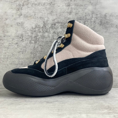 Chanel Snow Boots "Black-Pink Suede"