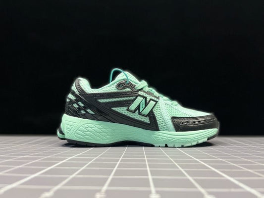 New Balance 1906R “Mint-Black”