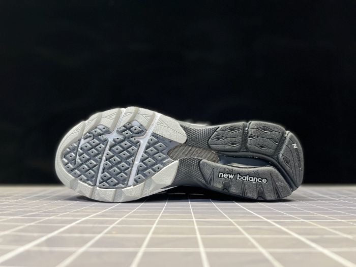 New Balance 990 “Grey-Black-White”